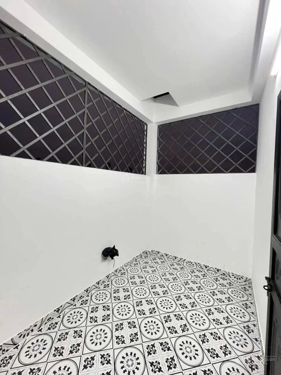 Chính chủ cần bán Miếu Hai Xã thông ra Hồ Sen. * Giá: 3.55 tỷ (thoả thuận) DT = 48m2 x 4 T