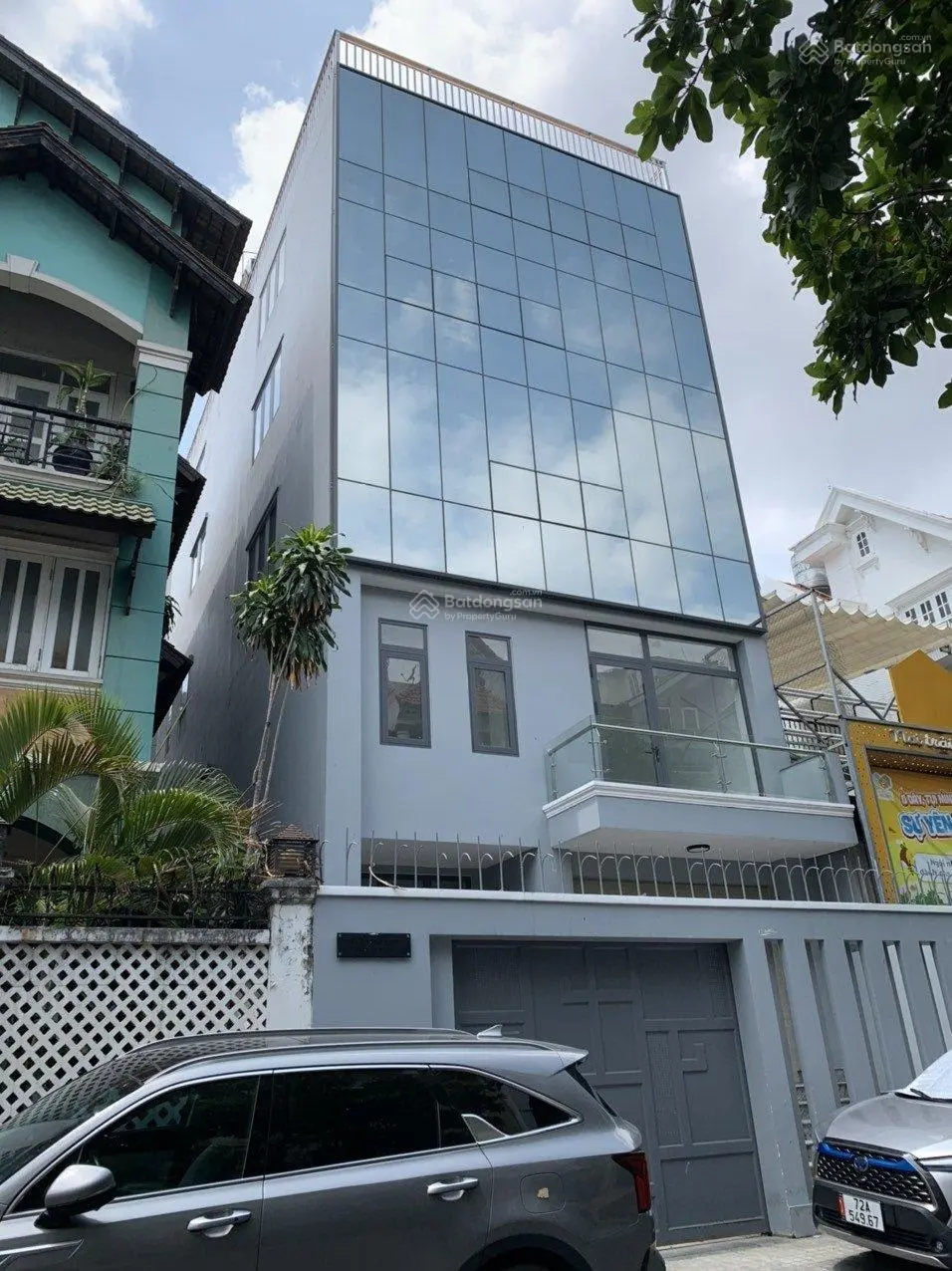 Bán nhà mặt tiền 177 Hoa Lan, P. 2, Quận Phú Nhuận - kết cấu 1 hầm 1 trệt 4 lầu