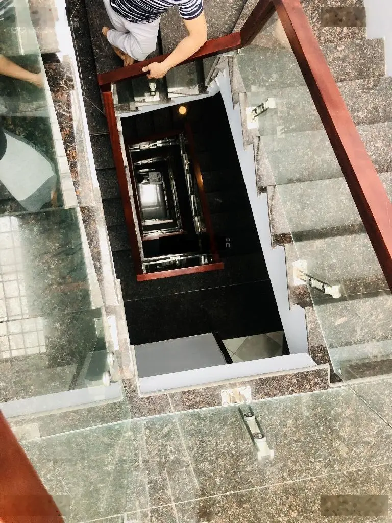 Bán nhà hồ tùng mậu, vỉa hè ô tô view hồ - ô chờ thang máy, 74,1 m2, giá 18 tỷ