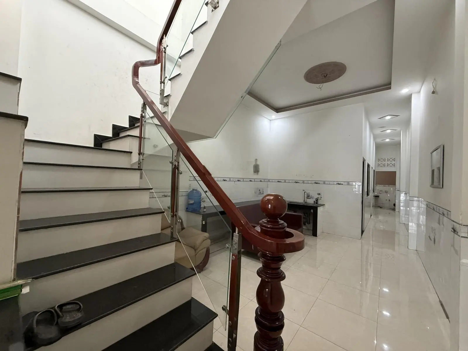 Bán nhà 1T + sân thượng, khu tái định cư ĐHQG TP.HCM, 109.8m2 ngang 4m, sổ hồng chính chủ, giá tốt