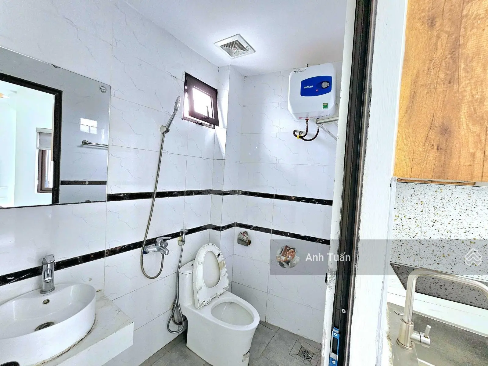 Bán căn hộ mini view thoáng, ô tô đỗ ngay gần cửa, đẹp nhất khu Mỹ Đình