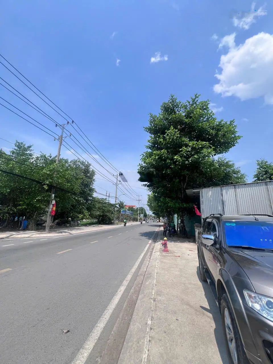 Bán nhà đất MT đường Nguyễn Duy Trinh, Long Trường Q9. DT: 16x30 nở hậu CN 590m2, 2 tầng giá 30 tỷ
