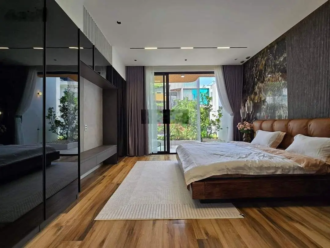 Siêu phẩm MT nhà đẹp BÀU NĂNG -full nội thất ôtô đỗ trong sân .