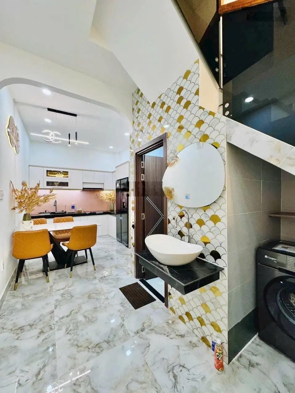 Hàng Hiếm Nguyễn Du P7 3tầng 4pn 5wc 3x14m cách MT chỉ 60m full Nội Thất