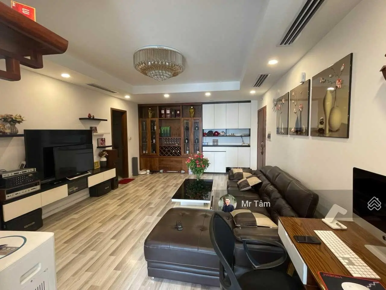 Chuyển nhà muốn bán nhanh căn hộ 4 ngủ Dolphin Plaza, Trần Bình, DT: 171m2, giá 8 tỷ