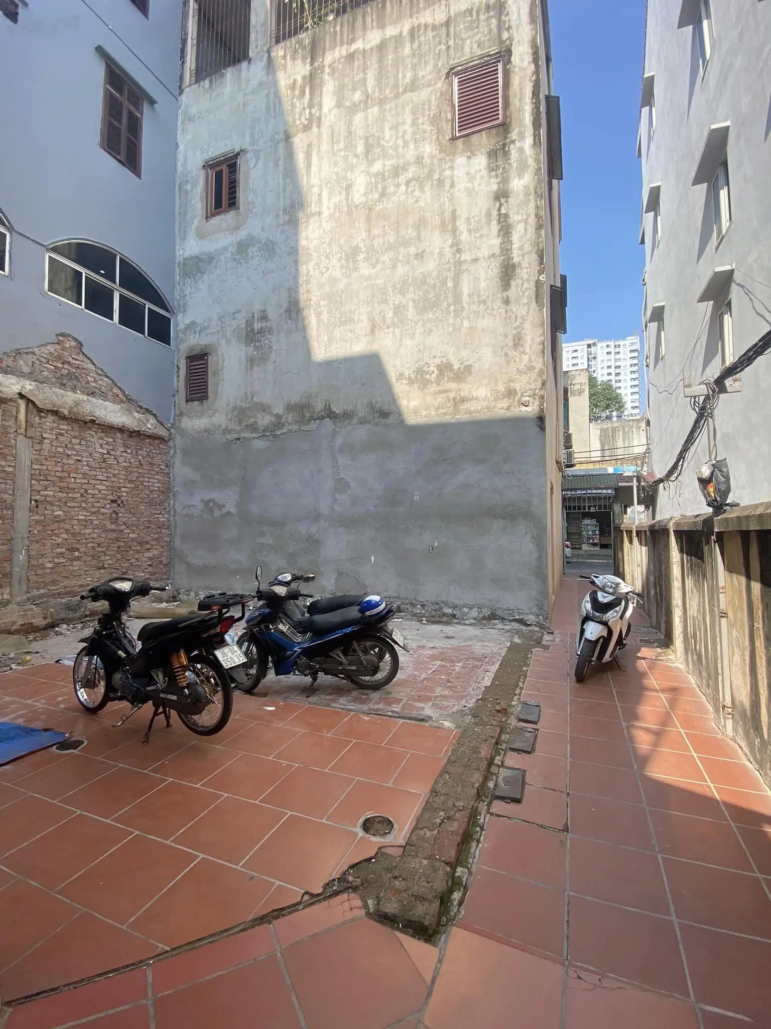 Bán đất lô góc Hoàng Hoa Thám, 56m, MT 5.6m, sát phố, cách ô tô 5m, giá chỉ 9.2 tỷ!