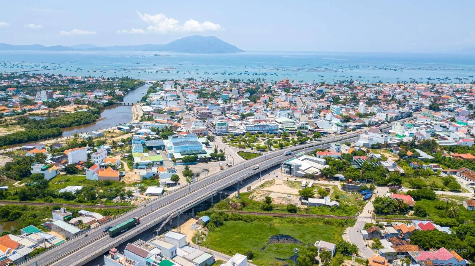 Chính chủ bán lô đất ngay khu tái định cư Vông Trắc Tre Vạn Giã. Sổ đỏ đất ở giá bán nhanh 1tỷ3