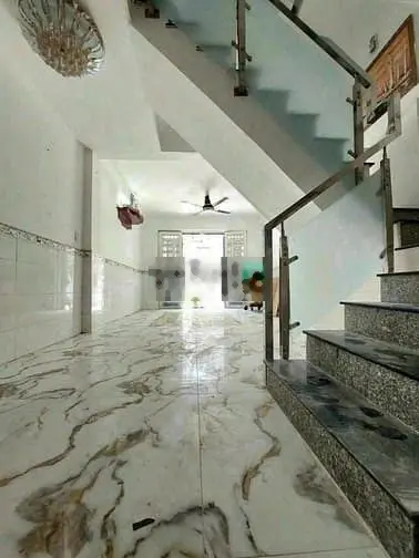 Nhà 3 tầng hẻm 6 m Thị trấn Nhà bè. 4*12,5, 4,2 tỷ rẻ nhất khu.