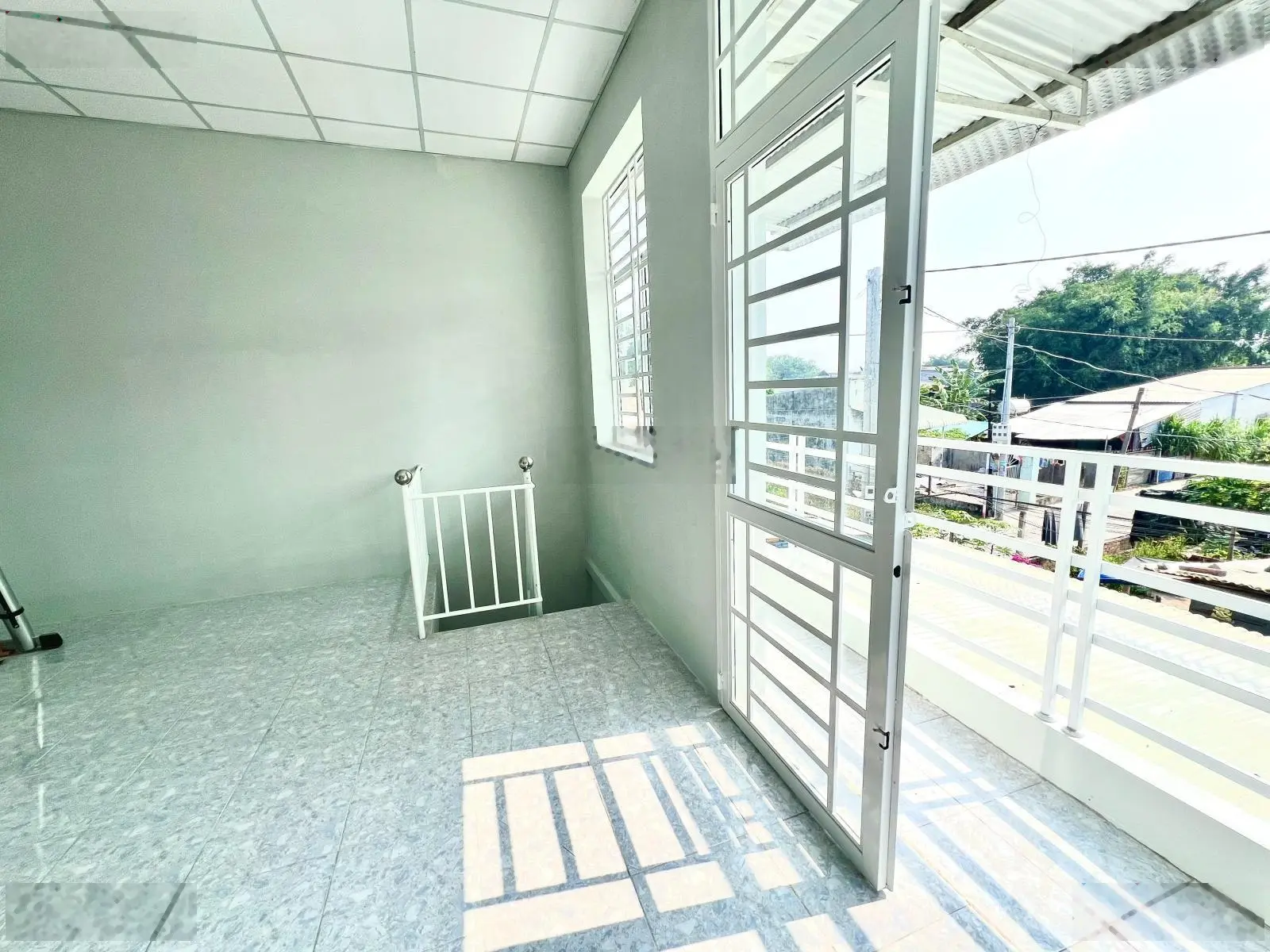 925tr đất và nhà 1 trệt 1 lầu tại KP. Thanh Bình, TT. Gò Dầu