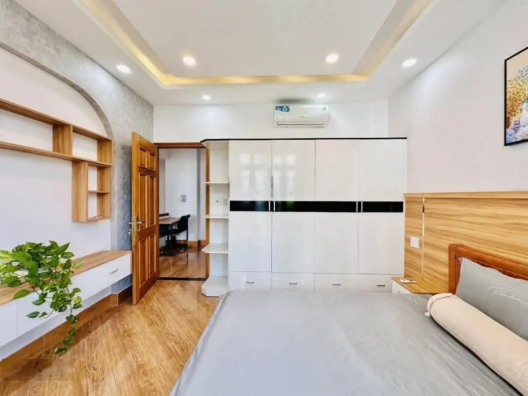 Cô Hoa thiện chí bán nhanh nhà Nguyễn Cửu Vân, P. 17, Bình Thạnh, giá 3tỷ120 DT 82,8m2, còn HĐ thuê