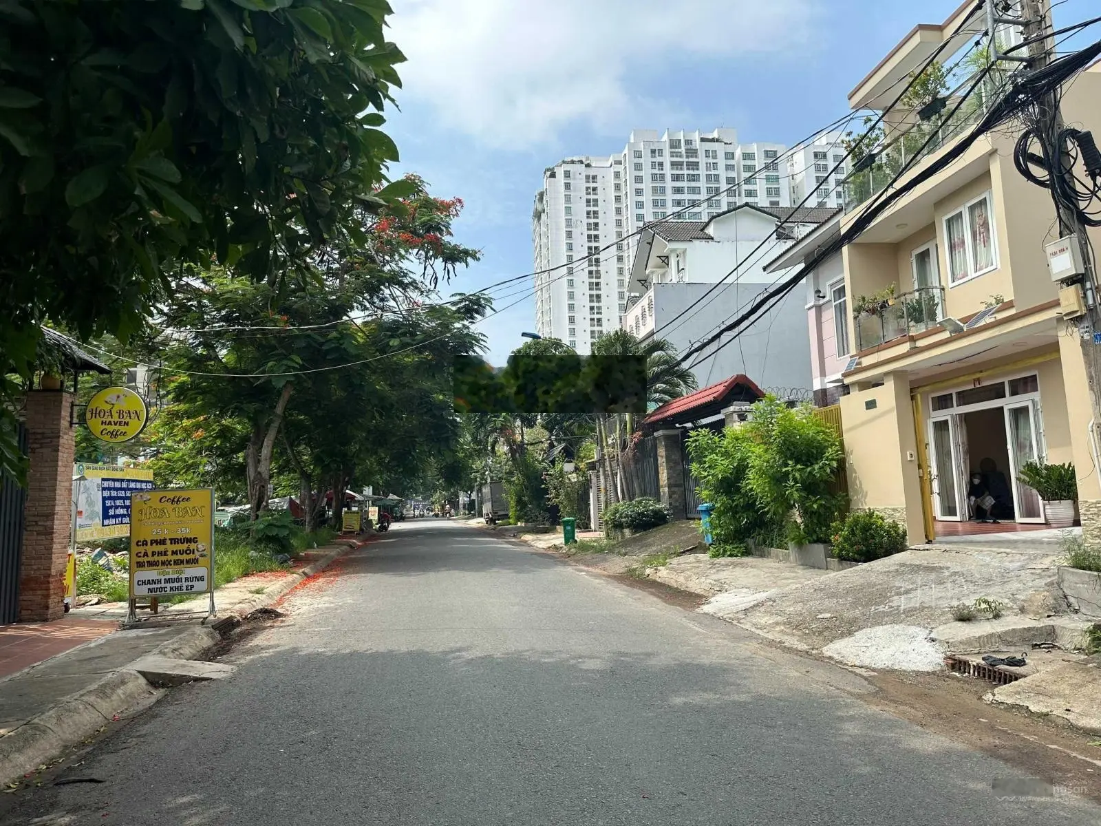 Kẹt vốn bán lỗ biệt thự đang kinh doanh góc 2MT đường chính KDC Làng Đại Học, 200m2 giá nhỉnh 19 tỷ