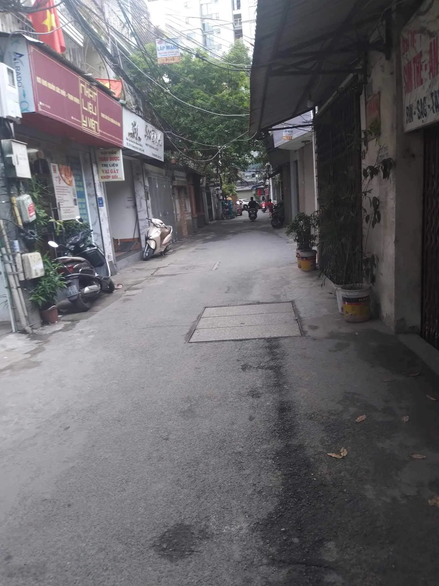 Cần bán nhà mặt ngõ Dương Văn Bé: 46/56m2, 5tầng, 4.4m mặt tiền. Thang máy