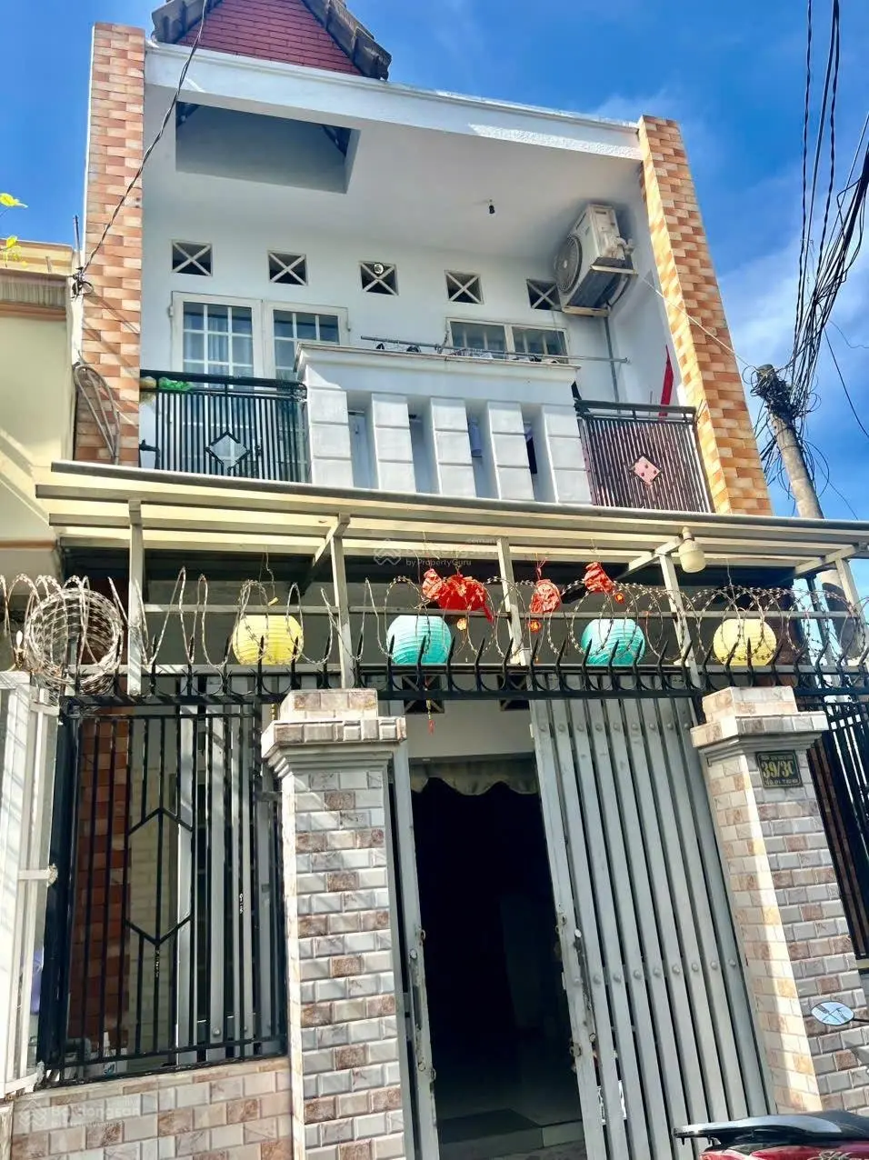 Bán nhà thị trấn Hóc Môn 4mx11m trệt lầu mới đẹp đường bê tông 7m giá 3 ty 380tr oshr bao sang tên