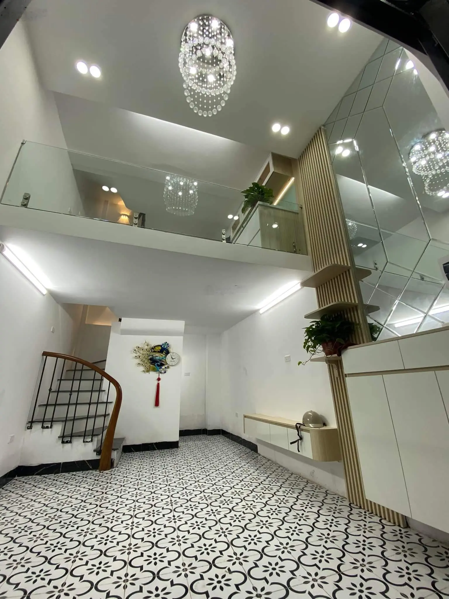 Hàng độc tại phố Tôn Đức Thắng, bán nhà 5,6 tỷ vnđ, 20m2 đầy đủ nội thất