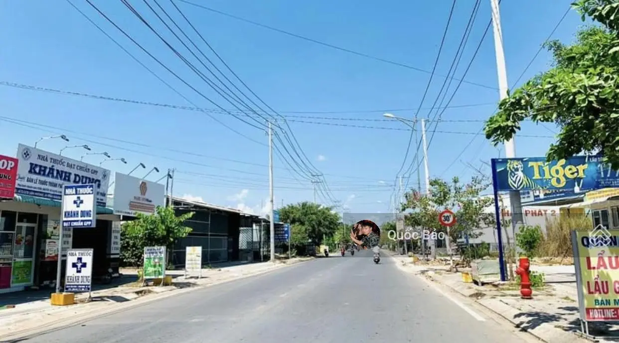 Bán nhanh đất đường 30/4, TT Chợ Lách, Bến Tre, 120m2/600tr, gần THPT Trần Vĩnh Kiết, SHR sang tên