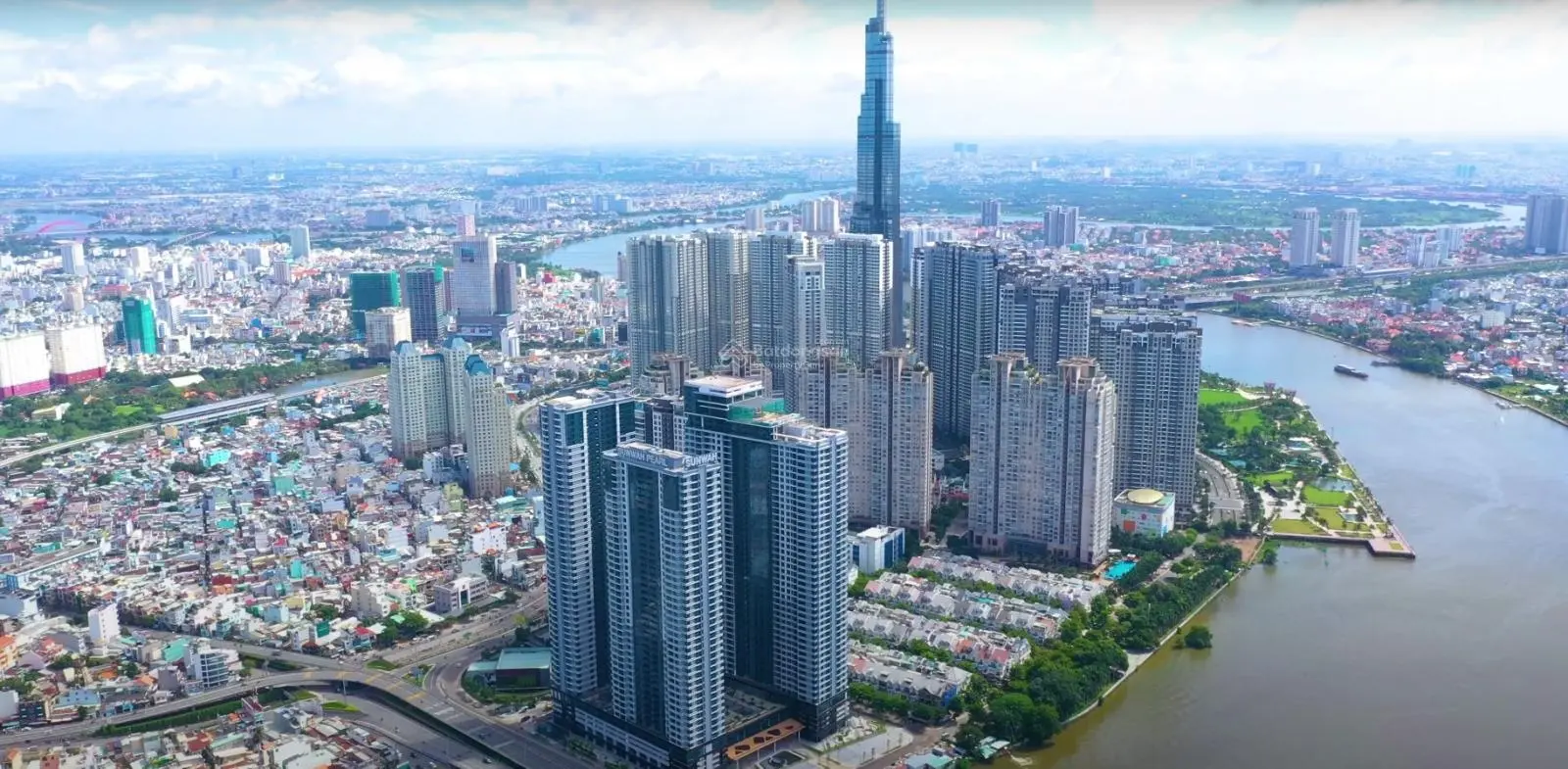 CH Sunwah Pearl thanh toán 50% nhận nhà ở ngay, phần còn lại trả góp 0,85%/tháng giá 12tỷ2/106,61m2
