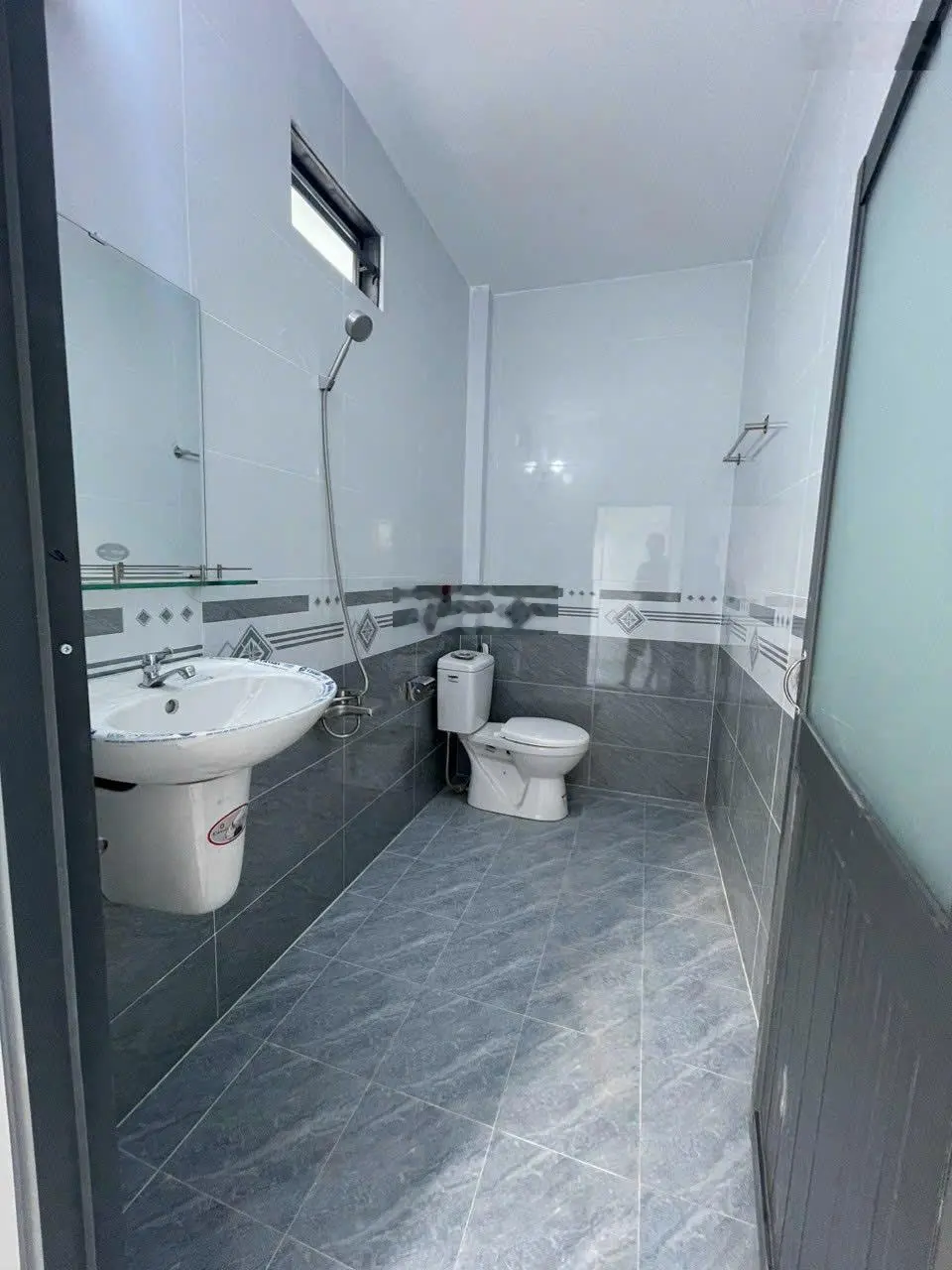 Bán nhà gác lửng mới chưa qua sử dụng tại khu I, Mỹ Phước 3, Bến Cát, Bình Dương