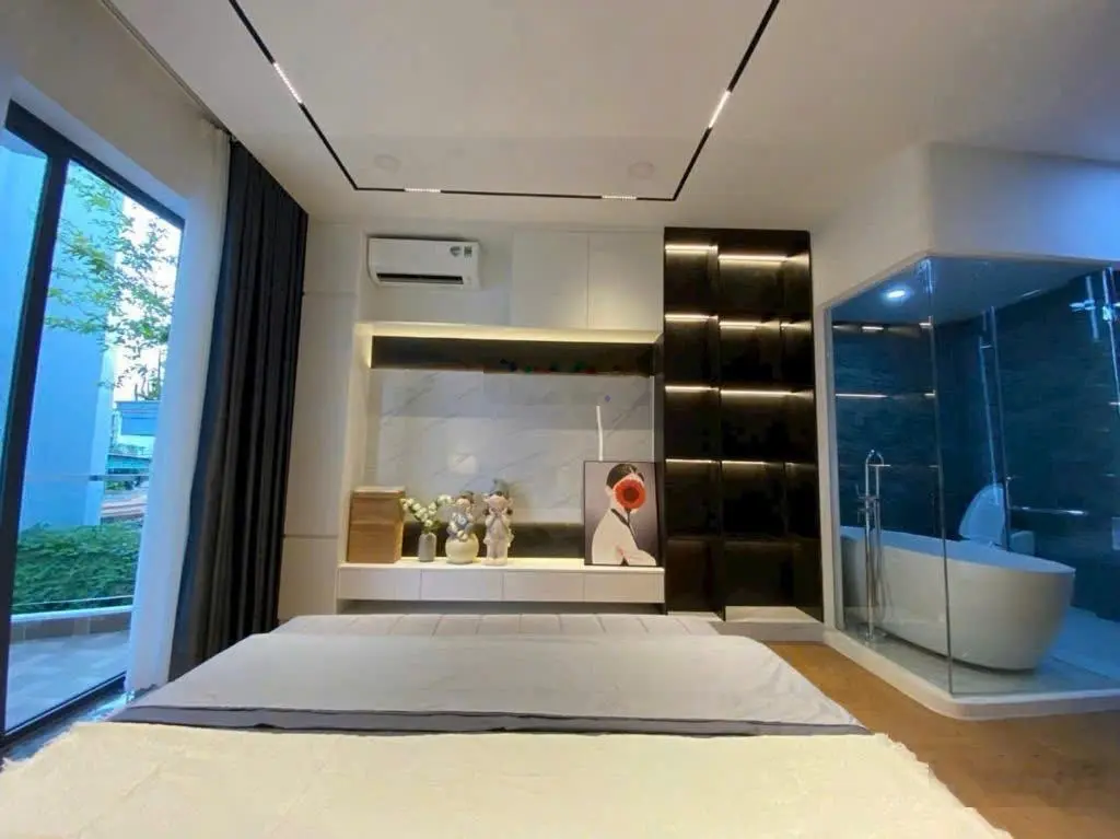 NHÀ ĐẸP LÊ QUANG ĐỊNH , BÌNH THẠNH ; DT 80M2( 7,9 *10,2) ,4 TẦNG , Ô TÔ VÀO NHÀ _ 12,3 TỶ TL