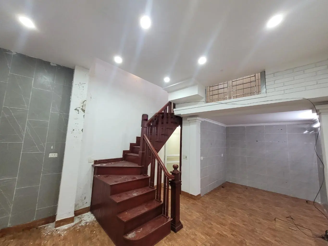 Bán Nhà riêng tại Lê Lợi, 7,08 tỷ, 36m2, 3PN, 2WC, pháp lý đầy đủ, giá ưu đãi