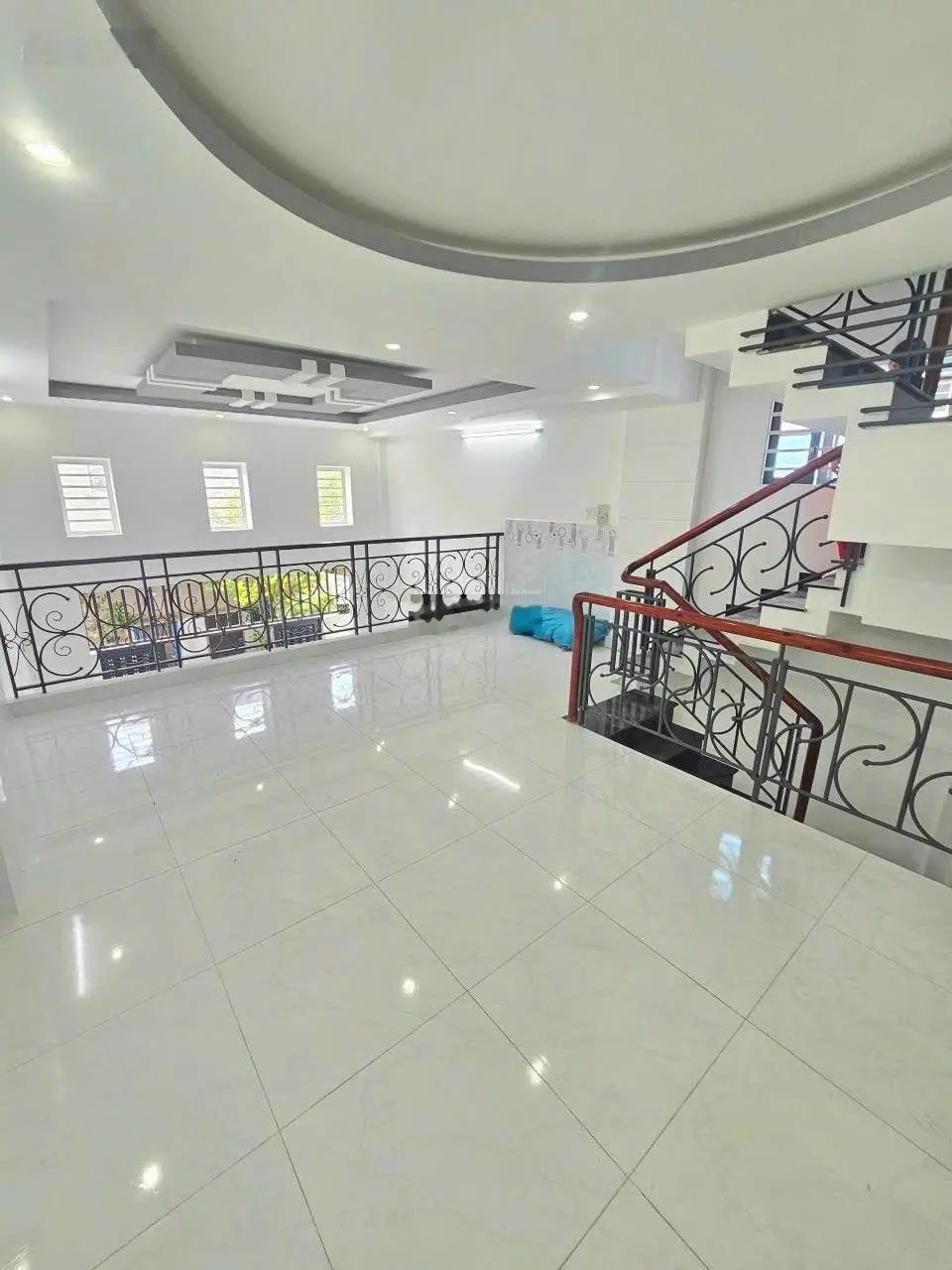 Nhà 4 tầng 44.8m2 ôtô ngủ trong nhà, ngay nhà thiếu nhi quận, chỉ 5.86 tỷ