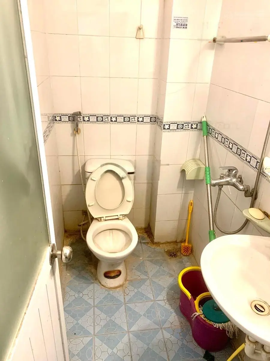 Cần bán nhà riêng Khương Đình! Nhà đẹp, gần phố, ngõ 2,5m, 2 thoáng, chỉ 6x tỉ.