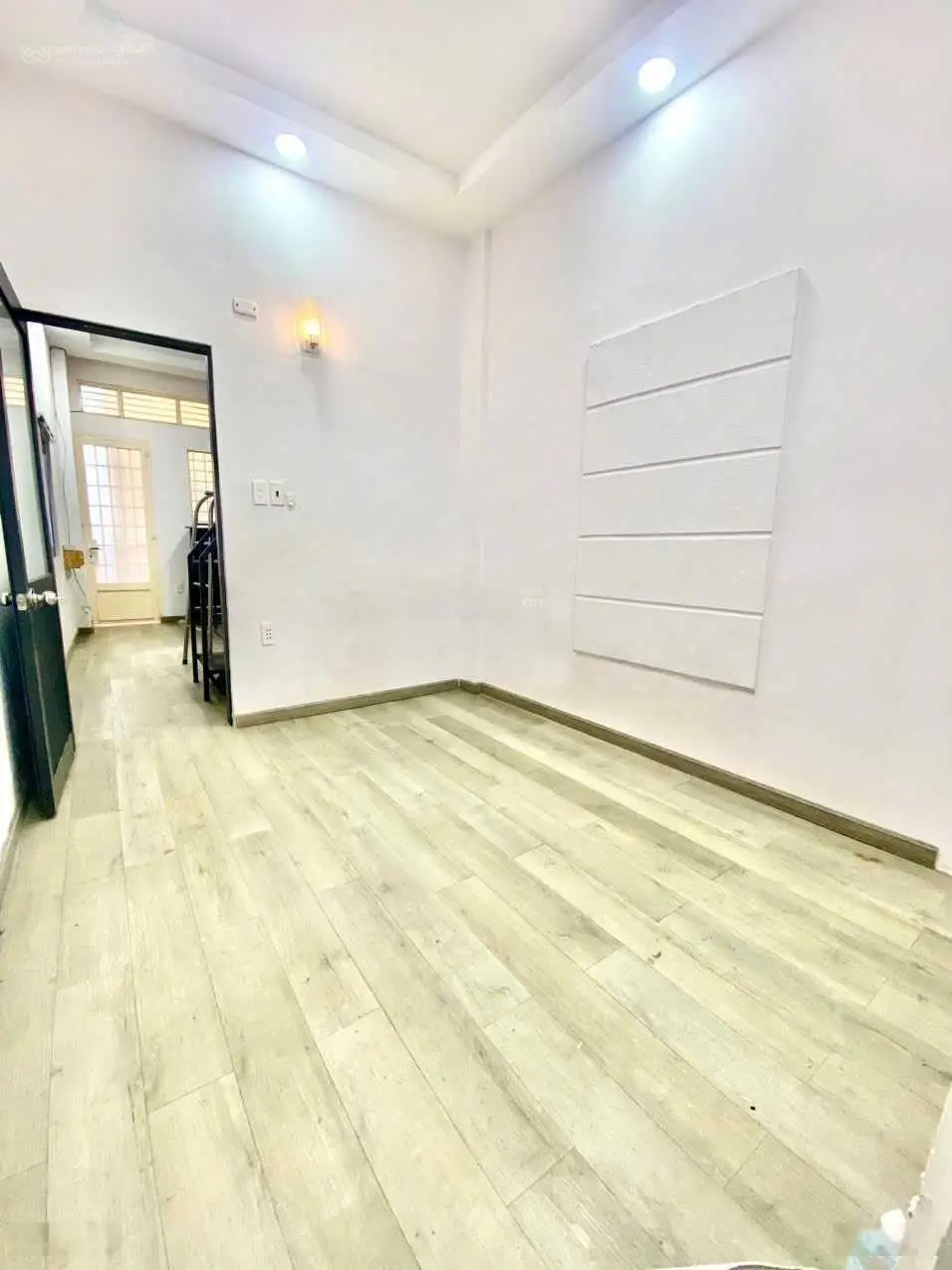 Chủ gửi bán gấp nhà 1 trệt 1 lầu, DT 80m2, ngay chợ Hiệp Bình, SRH, giá chỉ 4.5 tỷ, bao sang tên.