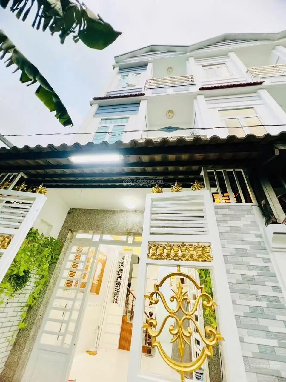 (Nhà mới hoàn thiện) - 3 PN - hẻm 80 đường Nguyễn Bình - xe hơi sát nhà