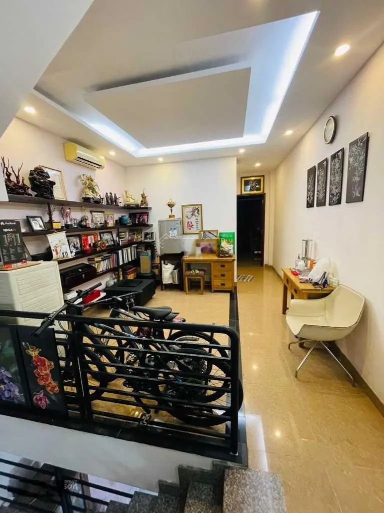 12,2 TỶ- MT ĐƯỜNG SỐ- 85M2- 3 TẦNG- CẠNH CHỢ TÂN QUY- CÁCH SUNRISE CHỈ 200M