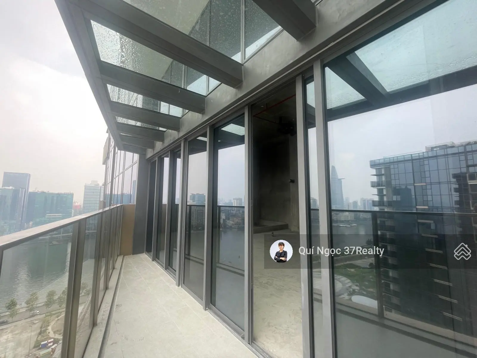 Bán cặp Penthouse Opera cực hiếm