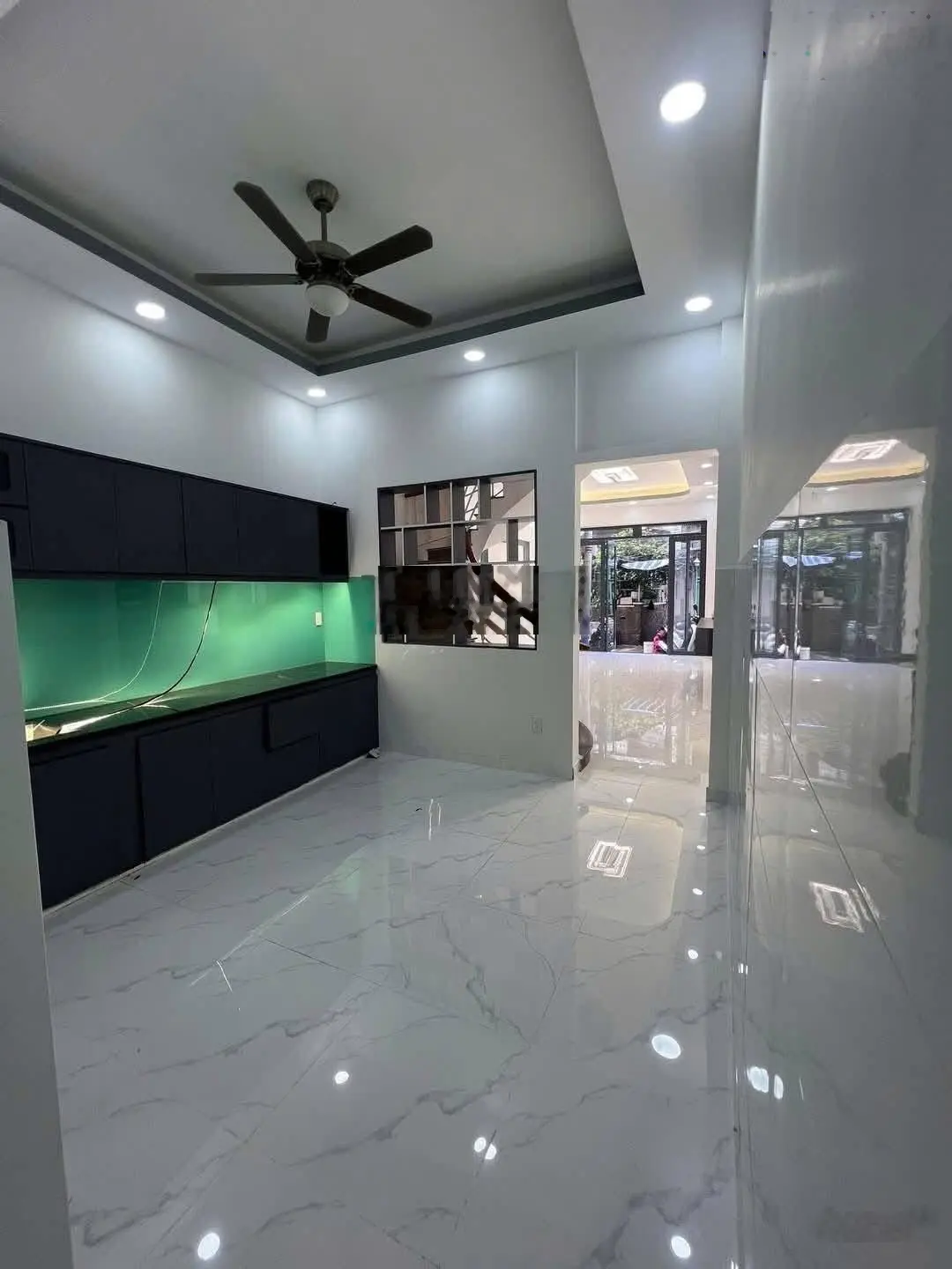 Bán nhà mới xây đẹp lung linh đường Nguyễn biểu P2 Q5. Hẻm thẳng cách đường 30m (4x14m) 8.9 tỷ