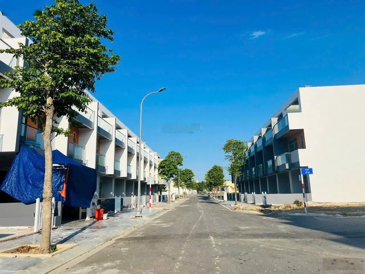Căn đường thông Đông Nam sát hồ bơi Gói 8 Mỹ Gia bán nhanh 4.5 tỷ