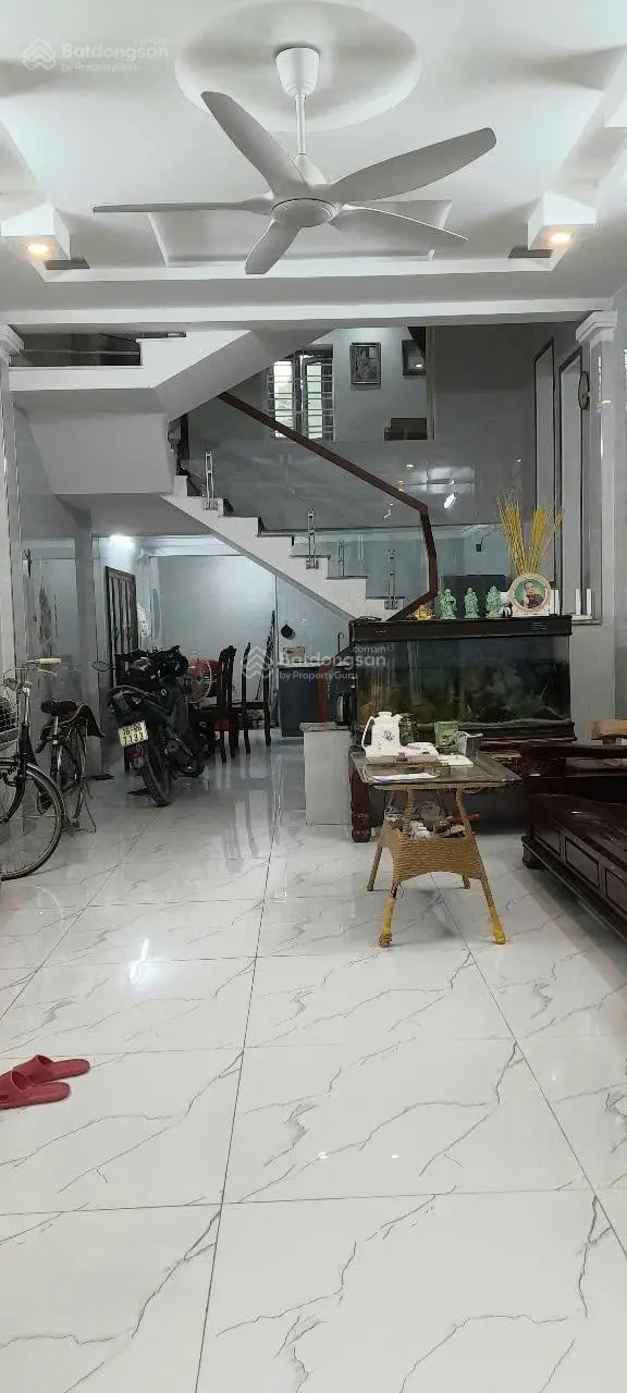 Bán nhà riêng: Nhà 3,5 tầng, diện tích mặt bằng 58,4m2, đầy đủ tiện nghi