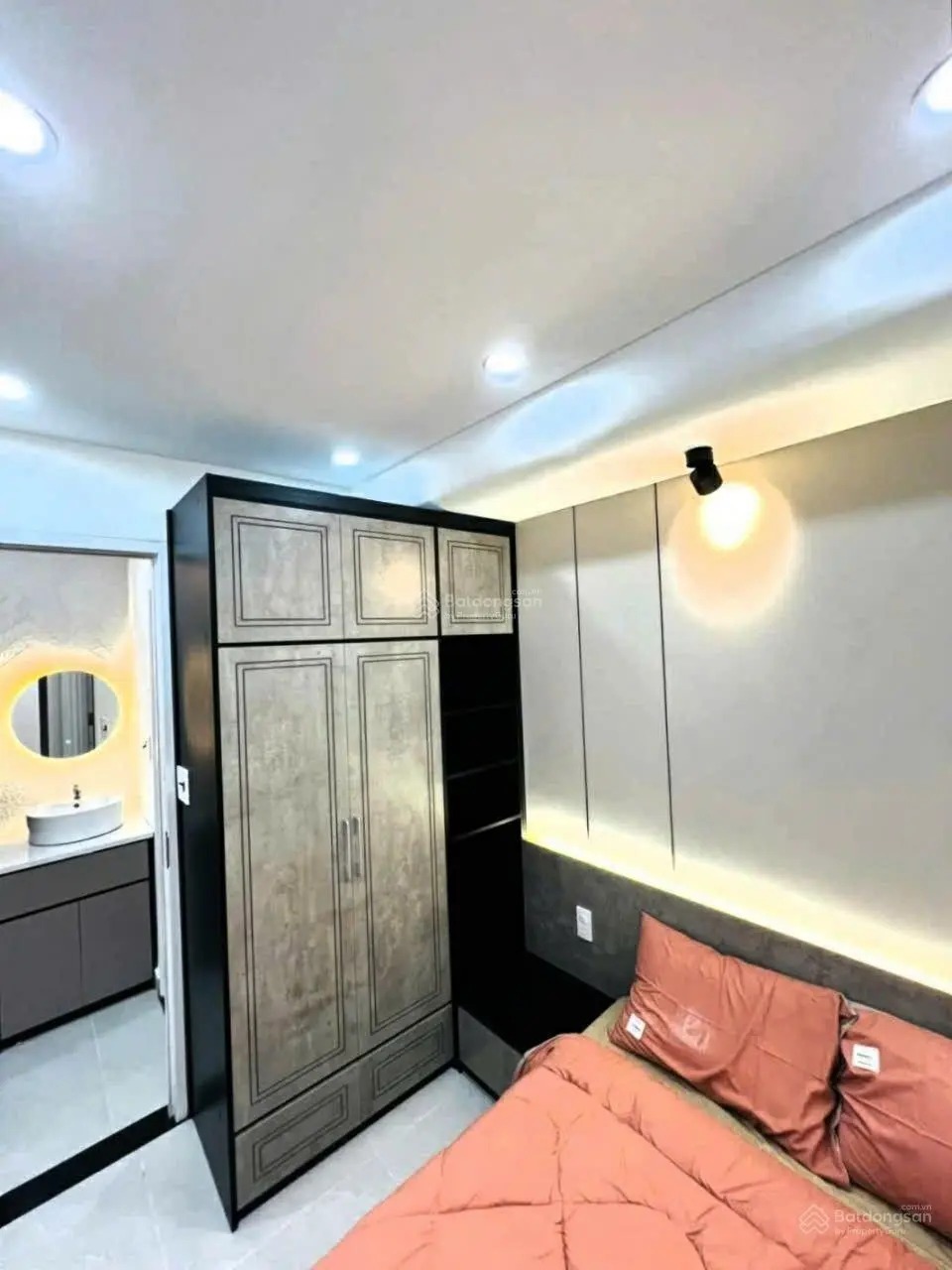 Nhà đẹp 50m2, 2 tầng, 3 phòng ngủ ( có phòng ngủ dưới) , gần biển 200m ,thanh khê