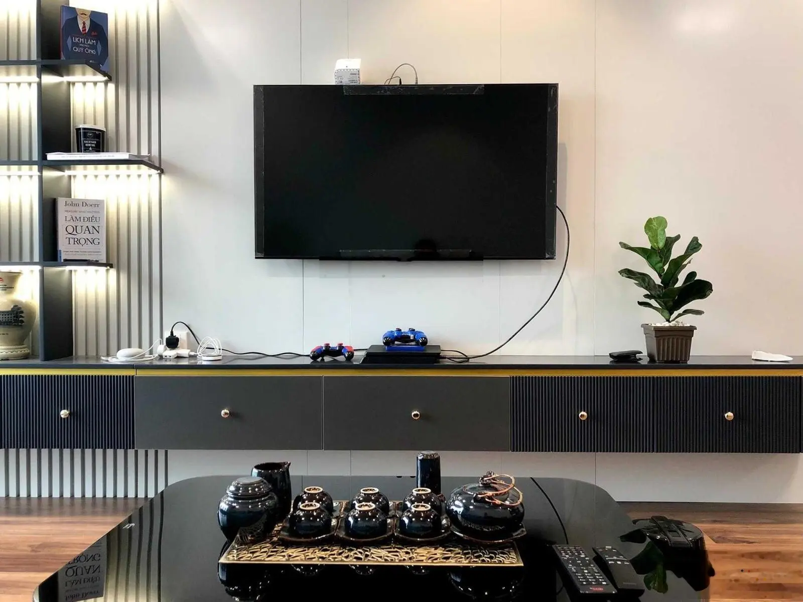 Tôi bán căn 2Pn chung cư Roman Plaza, full nội thất sẵn sổ đỏ. Giá bán 4 tỷ