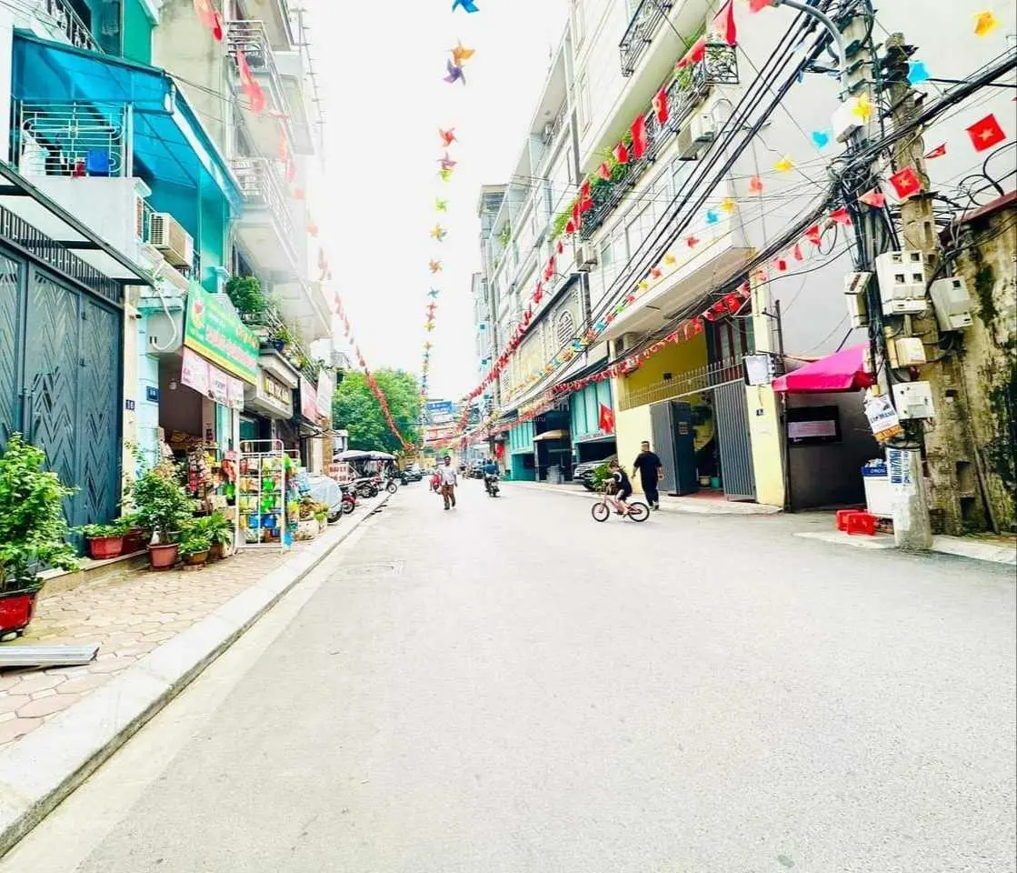Bán 75m2 đất tại phố Xã Đàn, kinh doanh, ô tô tránh, vỉa hè, tặng giấy phép xây dựng