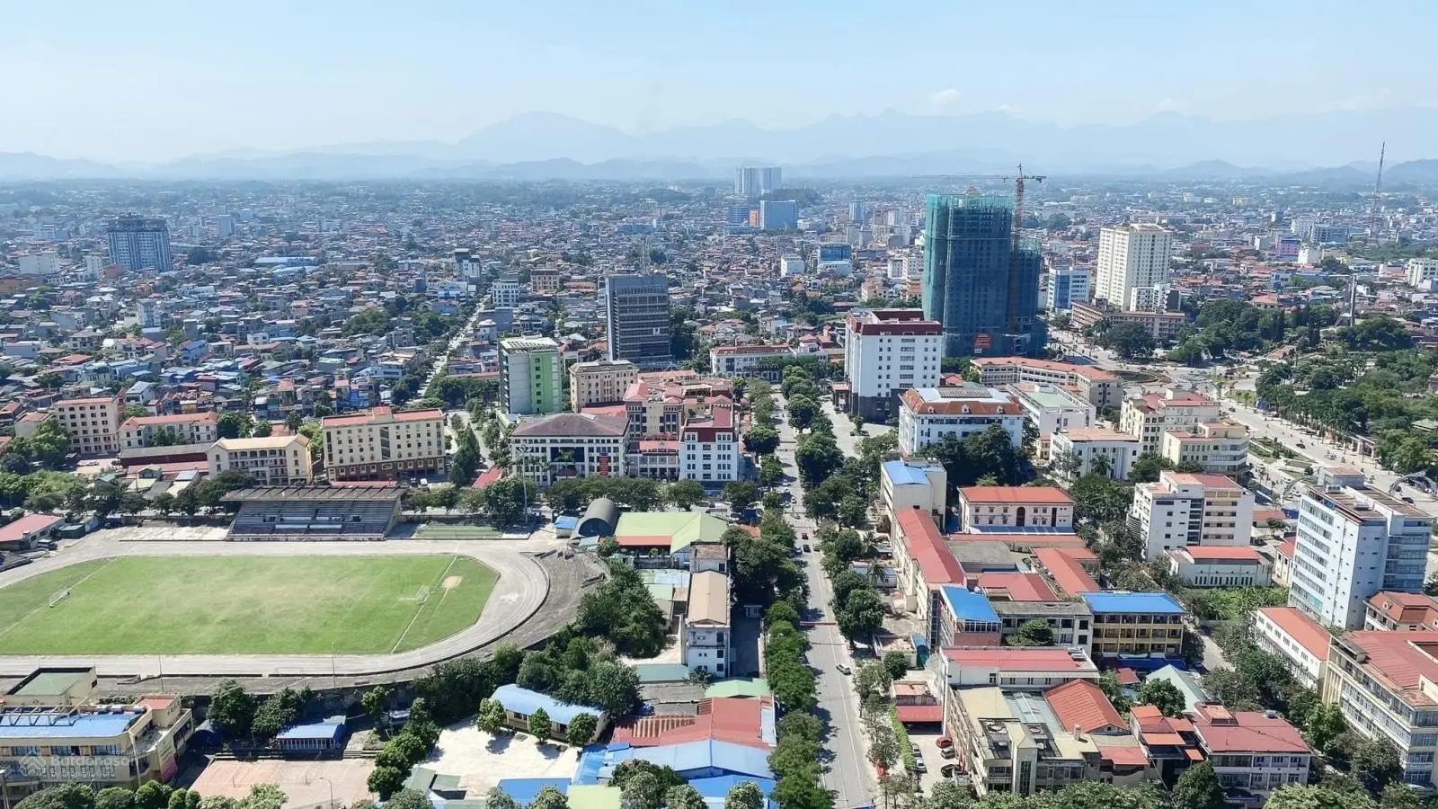 Bán căn hộ chung cư Thái Nguyên Tower, 83m2 giá 24 triệu/m2 (căn góc, đông nam - nhận nhà ở ngay)