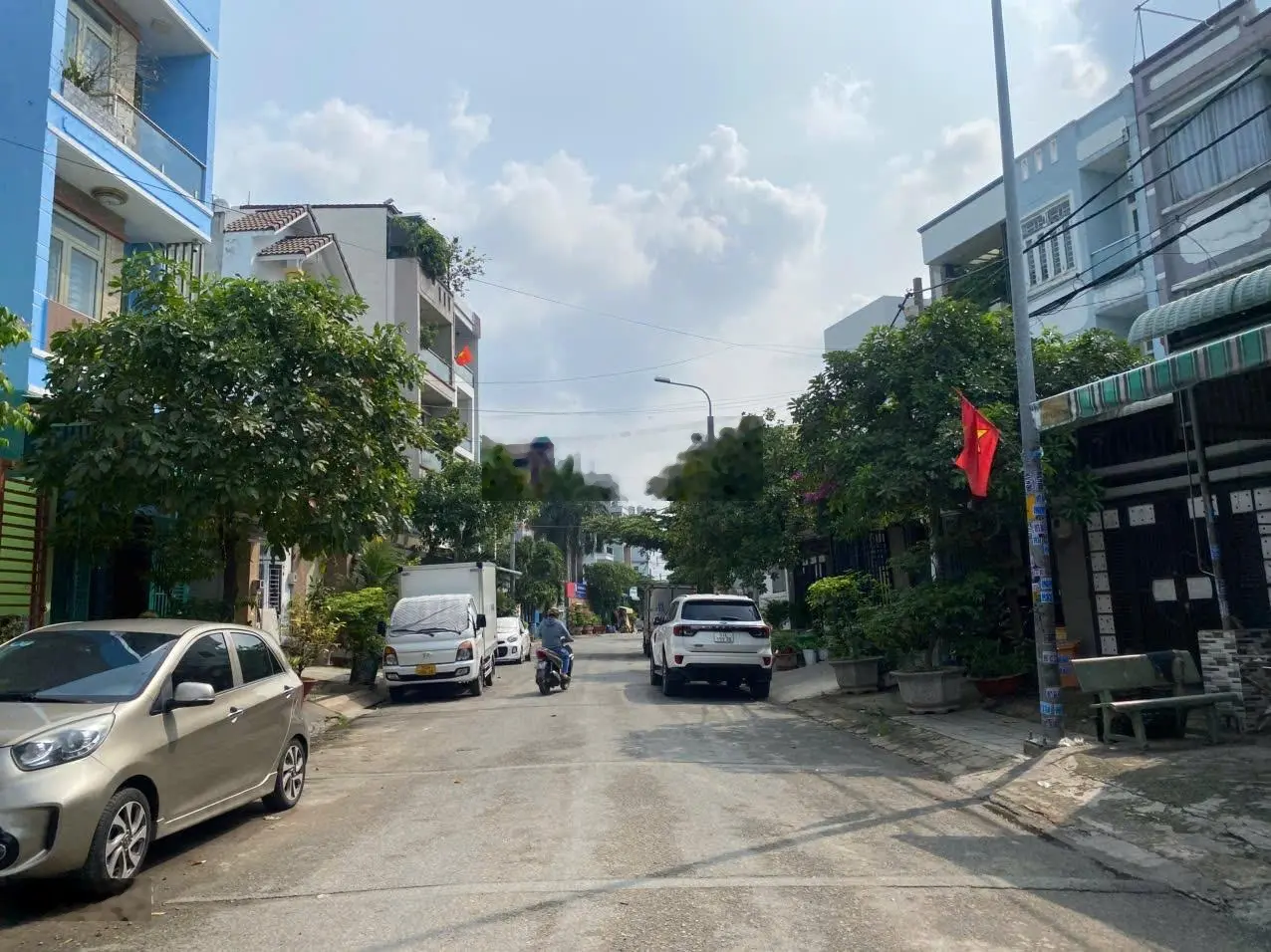 Bán nhà hẻm 91C Ngô Chí Quốc, 1 trệt 2 lầu - Có sân đậu xe hơi, Duy nhất căn giá tốt nhất khu vực