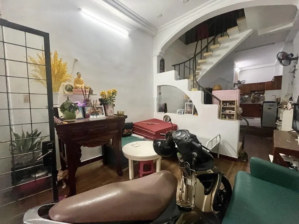 Bán nhà Tân Vĩnh Quận 4 - hẻm ôtô - 43m2 - 5 tỷ nhỉnh - Vừa ở vừa kinh doanh