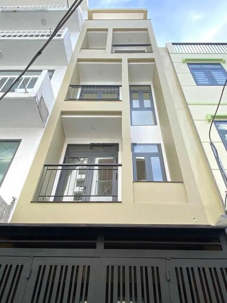 HXH đường bàn cờ Huỳnh Văn Bánh, nhà đẹp 4 tầng vào ở ngay