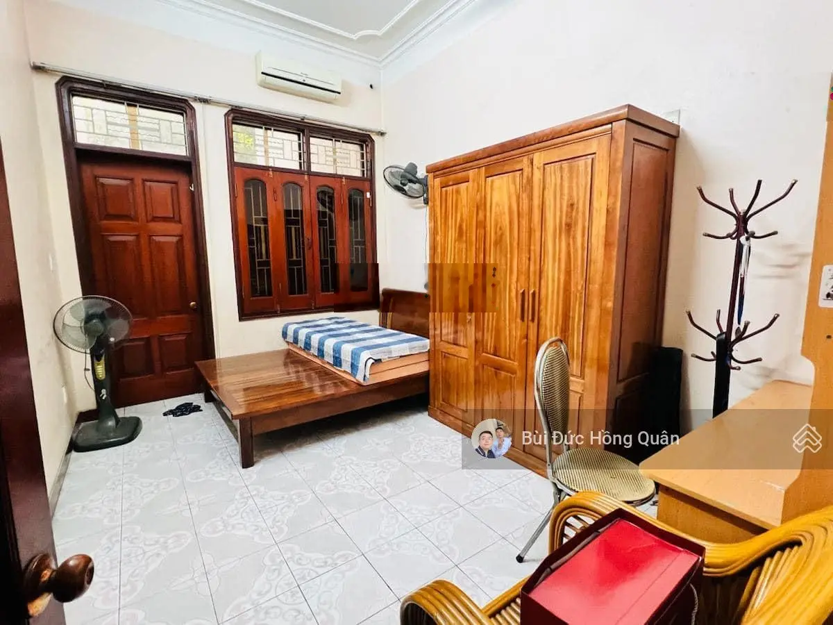 Bán nhà mặt đường La Thành Ba Đình, vị trí đẹp ô tô tránh kinh doanh, dt 65m2 giá chào 21.8 tỷ