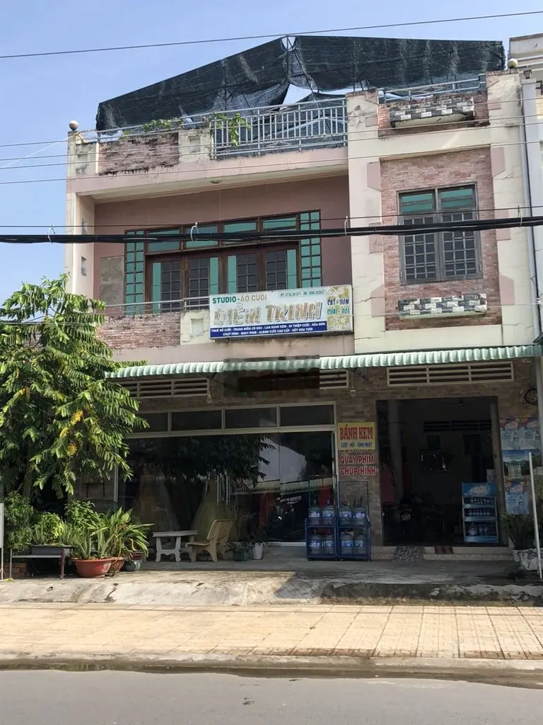 Cần Bán Nhanh CĂN NHÀ Vị Trí Đắc Địa Thị Trấn Chợ Gạo Tiền Giang