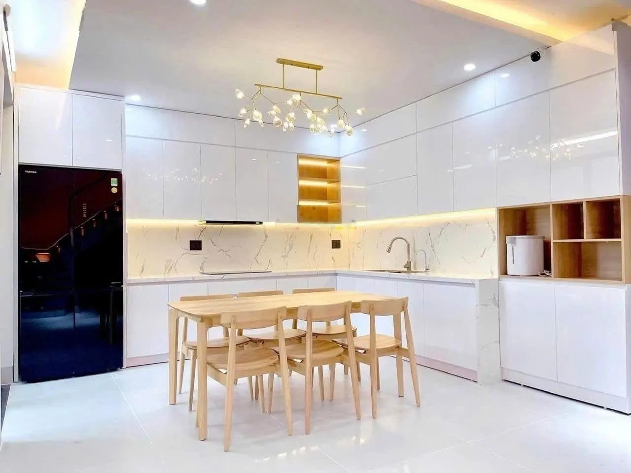 Chỉ 1tyr 9 có ngay căn nhà tại bình phú, q6, dt 60m2, bao công chứng, shr