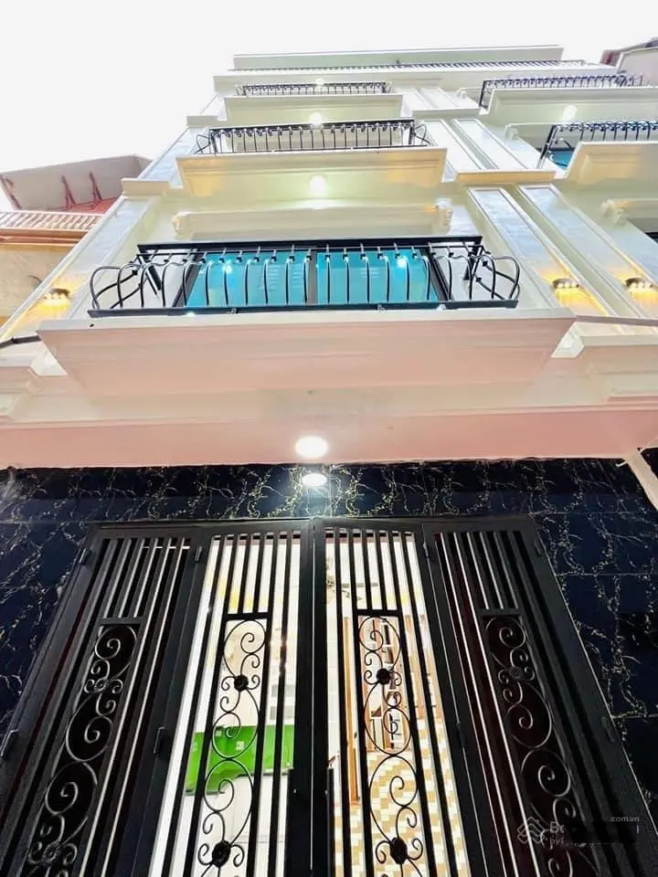 Rẻ nhất La Khê - HĐ, sót lại nhà 4T - 30m2 - 3PN otô cách 10m giá chỉ 5.6 tỷ 0945134705