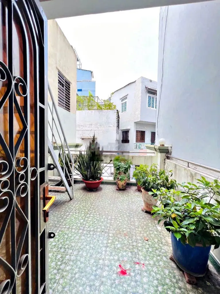 NHÀ HẺM 3 LẦU 50M2 NGÔ GIA TỰ
