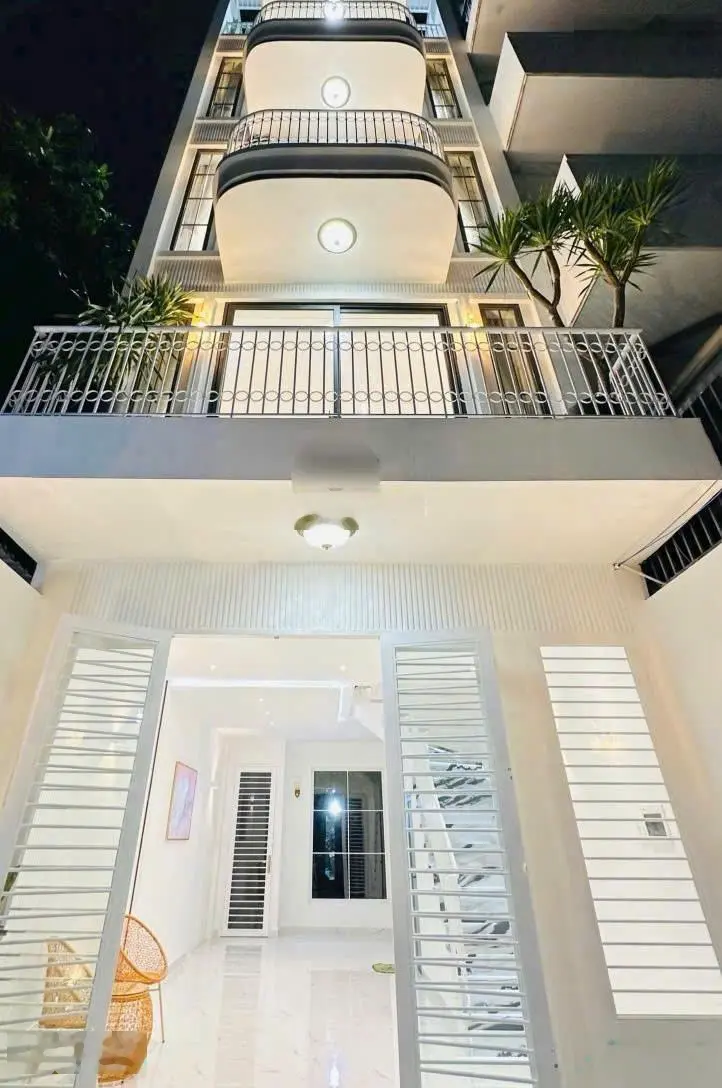 Gấp gấp! Bán nhà 42m2 giá 2tỷ290 đường Tám Danh P. 4 Quận 8 sổ riêng chính chủ LH 0347510767 Thương