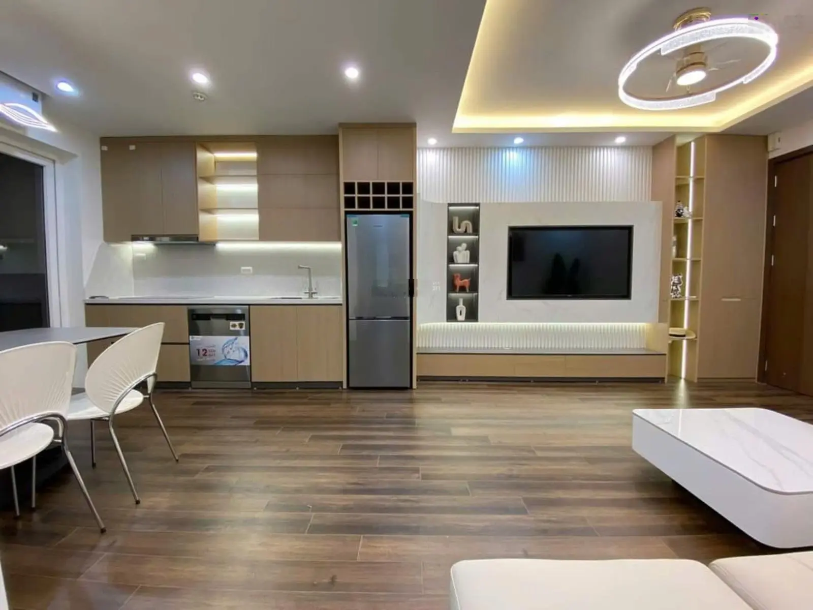 Bán căn hộ Vinaconex 3 Trung Văn 79m2 2PN 2VS 4.5 tỷ full nội thất