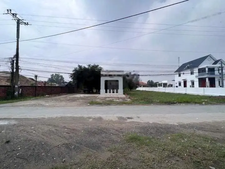 KHO MẶT TIỀN ĐƯỜNG 830, LƯƠNG BÌNH, BẾN LỨC, LONG AN.