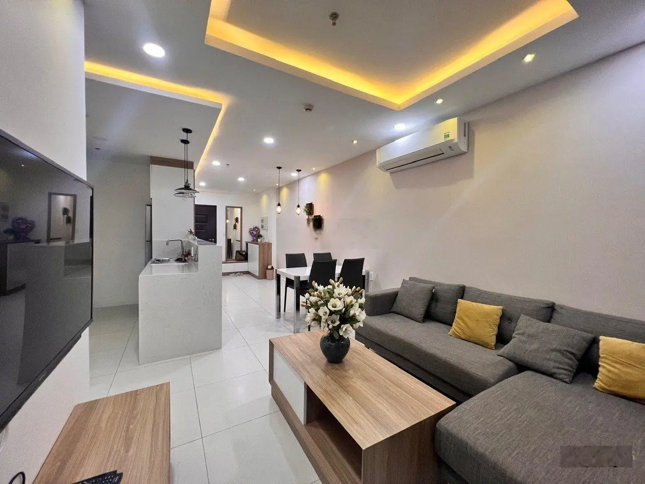 Bán căn hộ chung cư Scenic Valley 1 Phú Mỹ Hưng Quận 7, 71 m2 nhà đẹp full nt view nam bán 4,65 tỷ