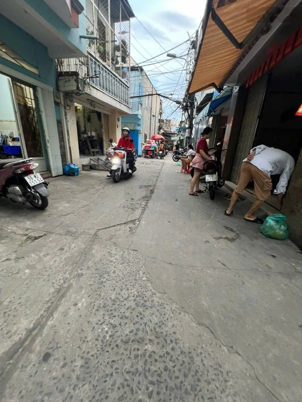 Nhà đẹp Lạc Long Quân, Phường 3, Quận 11, giá chỉ 3 tỷ 990 triệu (thương lượng nhẹ)