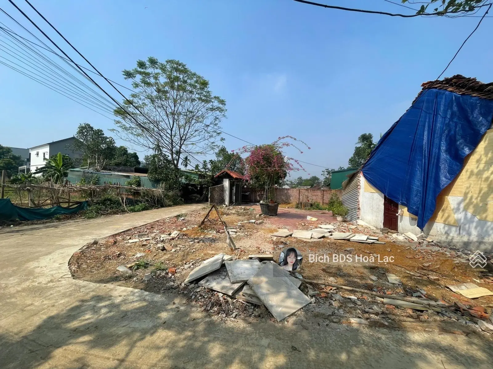 Bán đất Phú Cát, lô góc 130m2 mặt tiền 11m, tuyến 2, đường rộng liên thông, giá 2xtr/m2